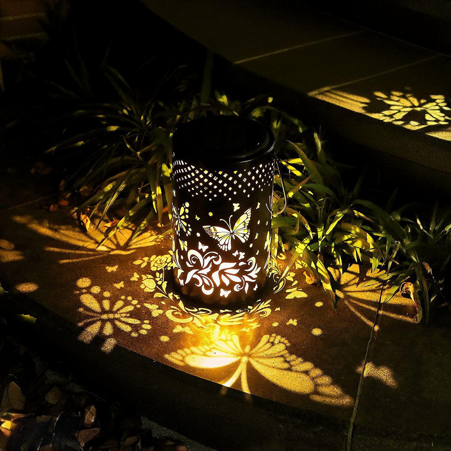 Butterfly lantern iron engraved decorative mood lamp outdoor garden lawn lamp