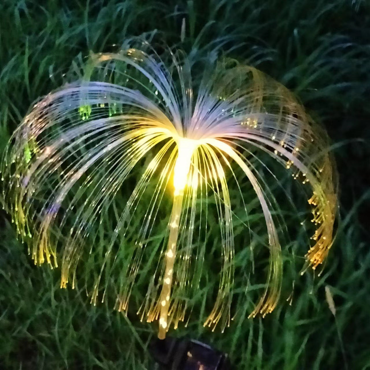 Holiday Jellyfish outdoor solar light | solar garden light